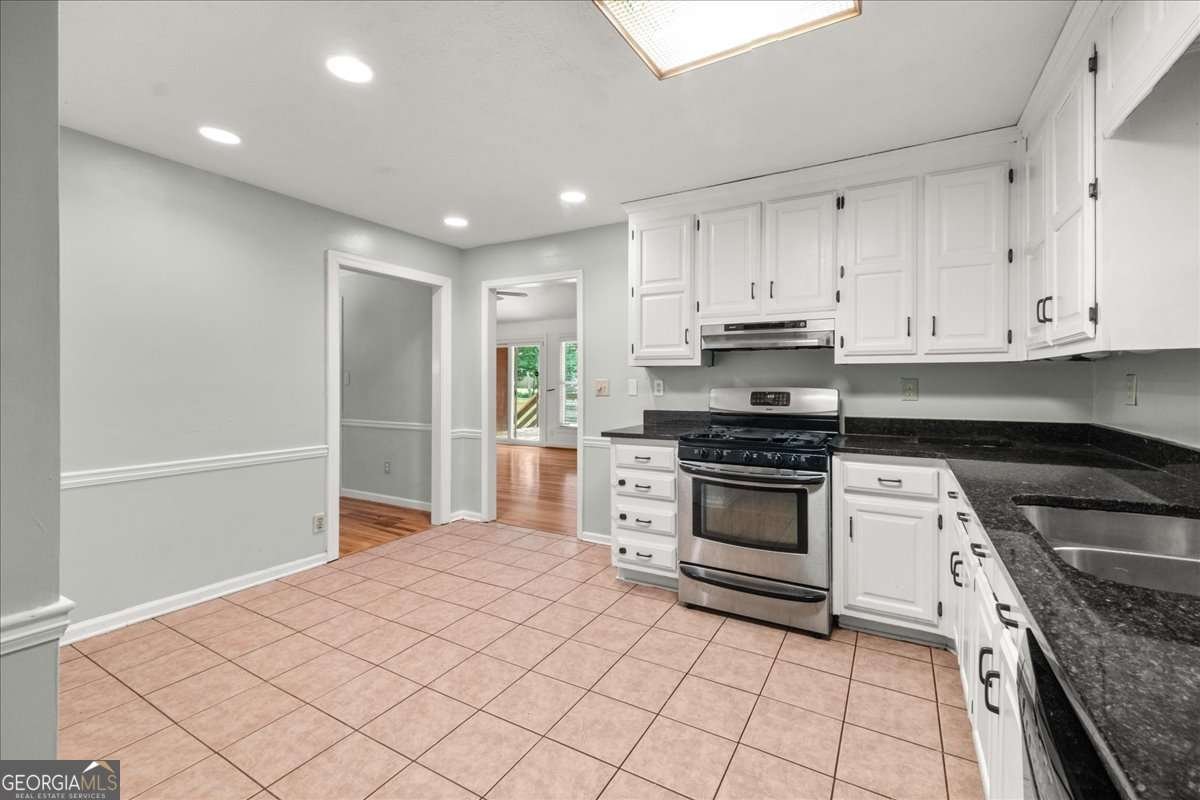 2945 Cardinal Lake Circle Duluth - 5