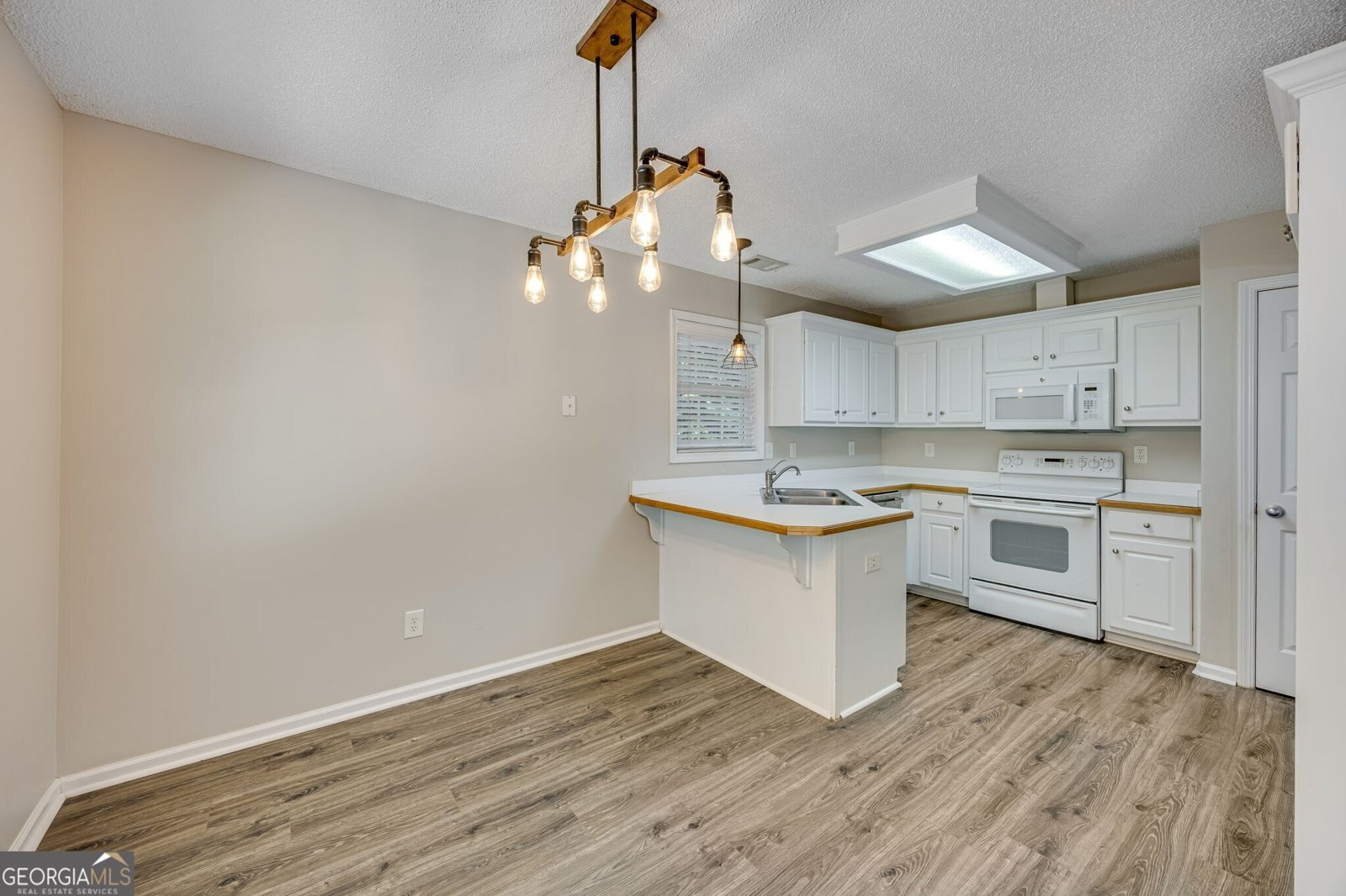 174 Bowman Terrace Winder - 23