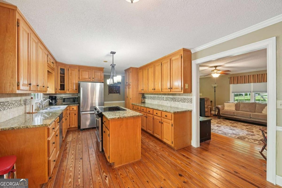 130 Cherecobb Drive Woodstock - 2