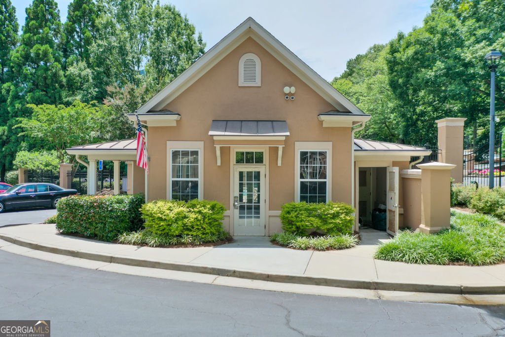 221 Ashford Circle Dunwoody - 4