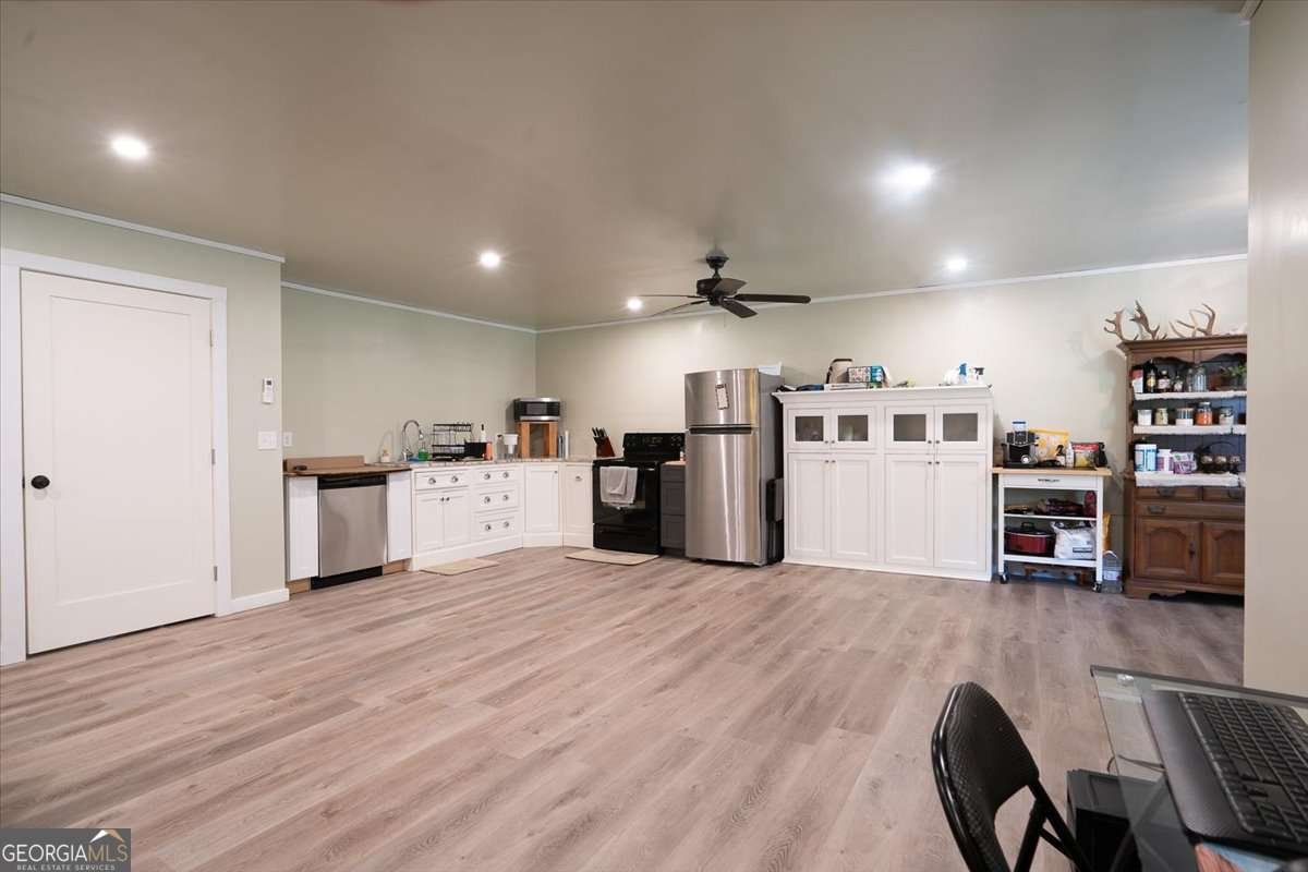 297 Woodbury Lane Hull - 10