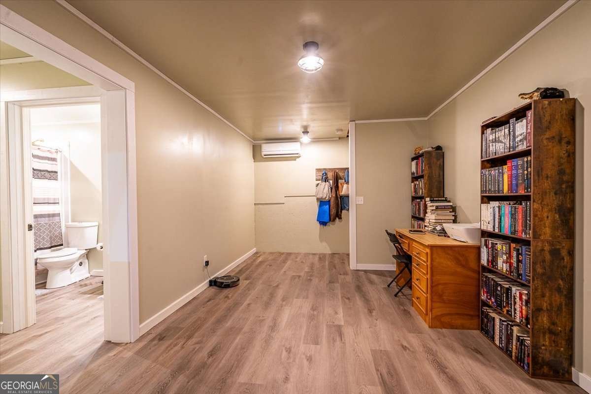 297 Woodbury Lane Hull - 12