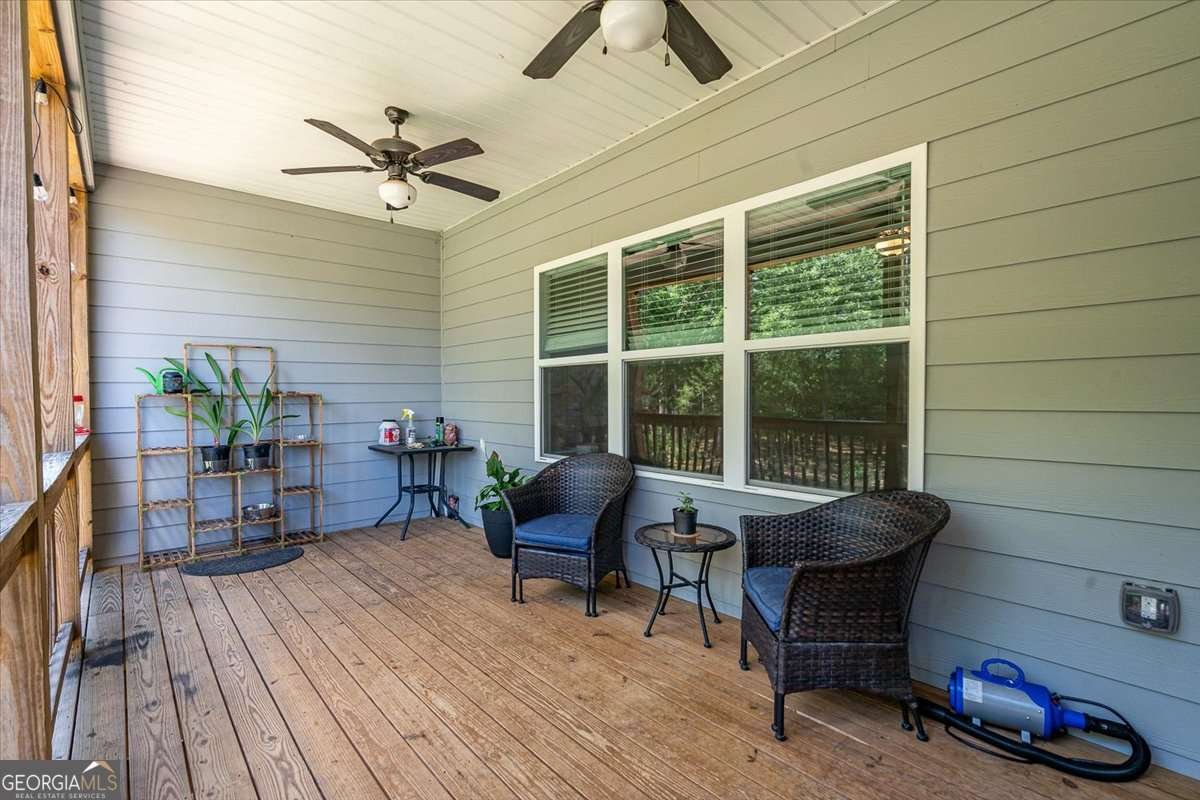 297 Woodbury Lane Hull - 17