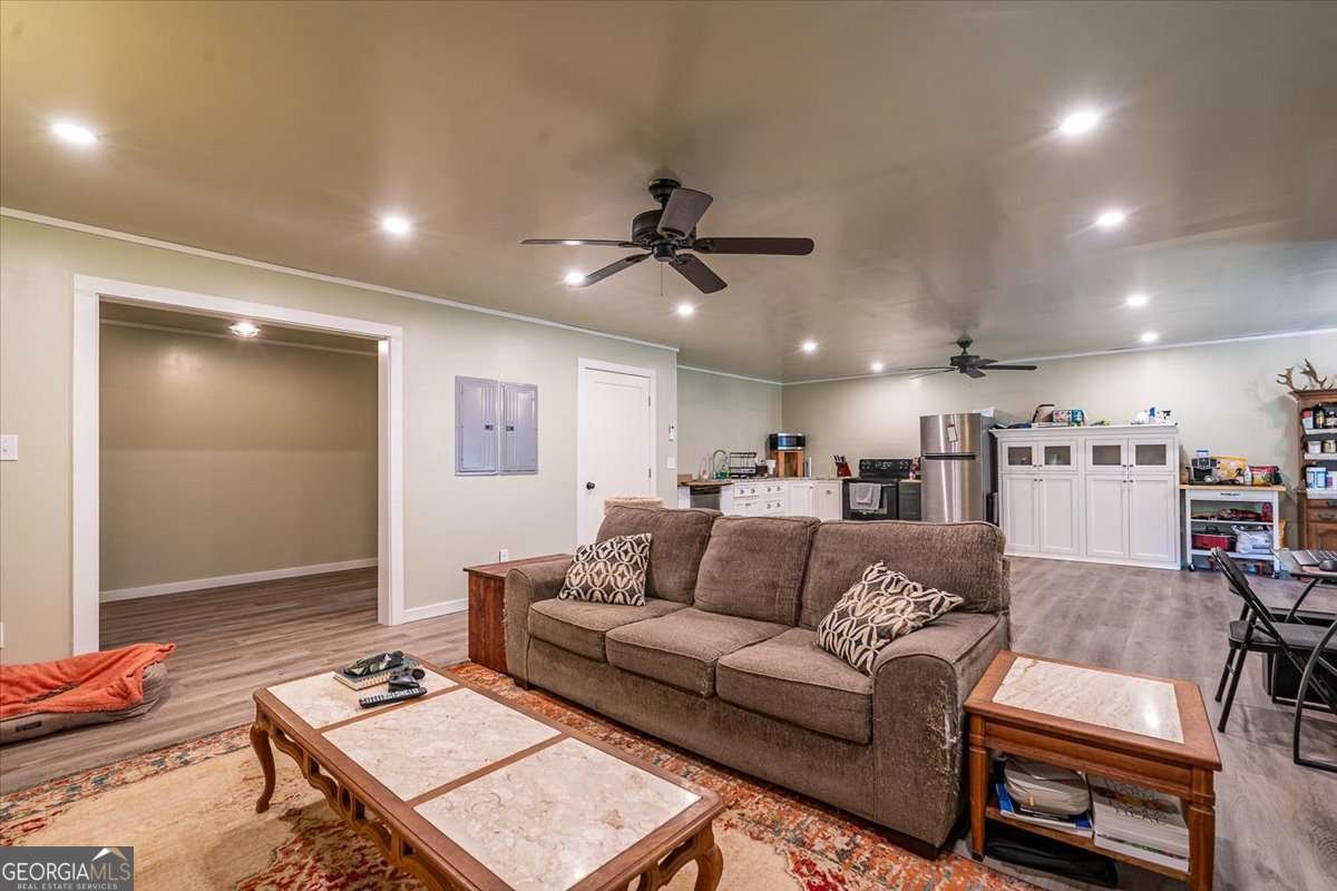 297 Woodbury Lane Hull - 9