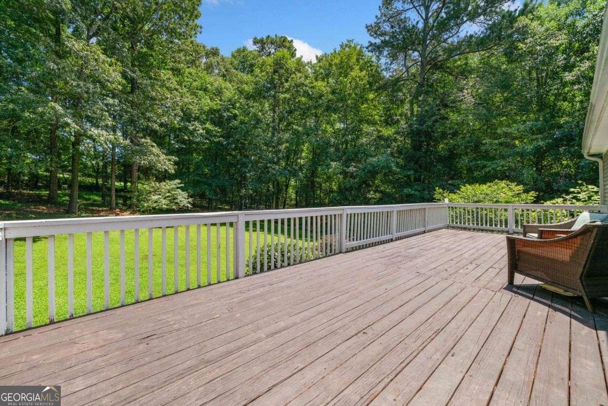 9170 LAKESIDE Way Gainesville - 16