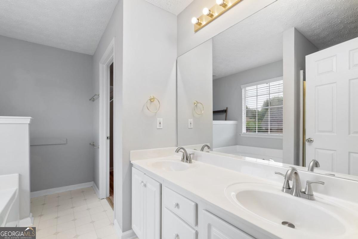 3549 Daventry Lane Kennesaw - 37