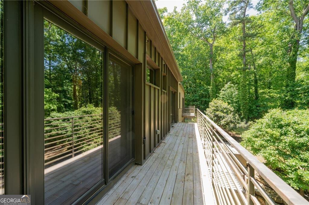 643 Larchmont Circle Atlanta - 10