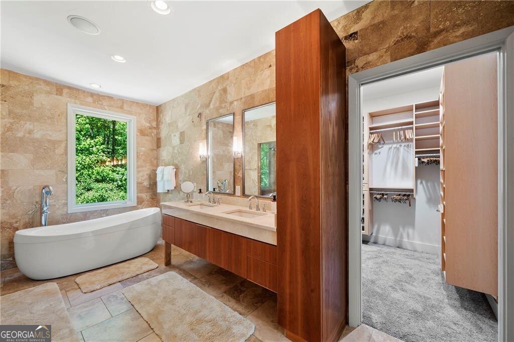 643 Larchmont Circle Atlanta - 2