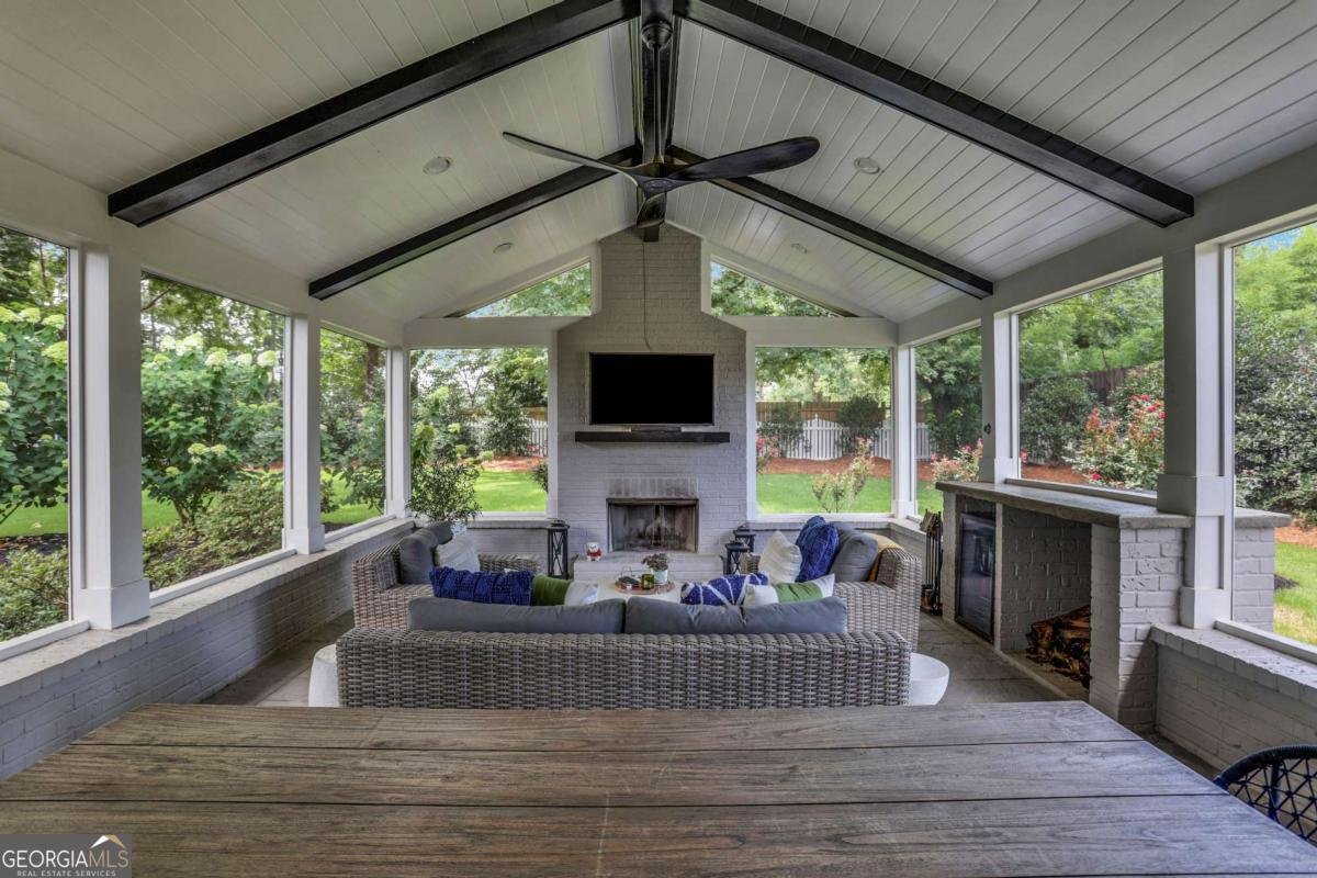 405 Johnson Ferry Road Atlanta - 7