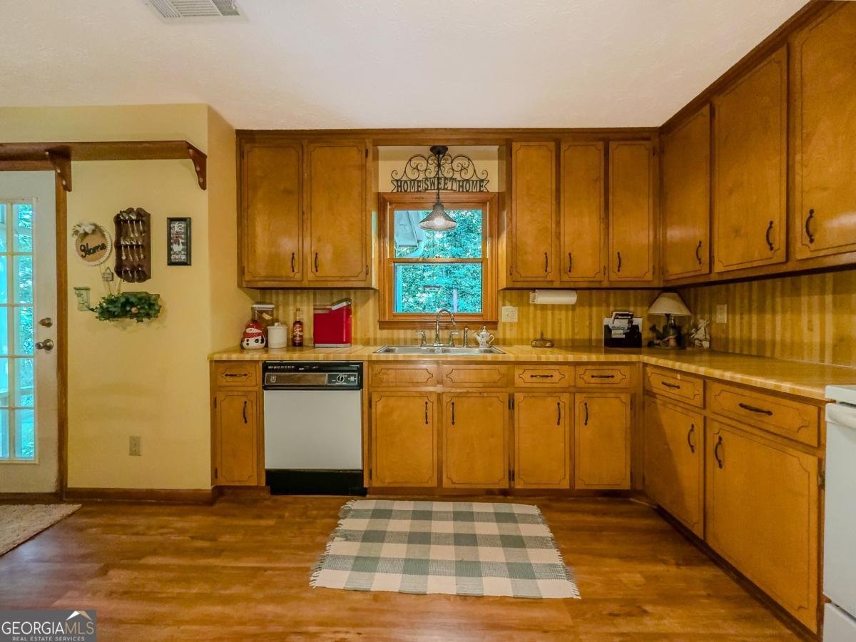 142 Crest Pointe Court Auburn - 1