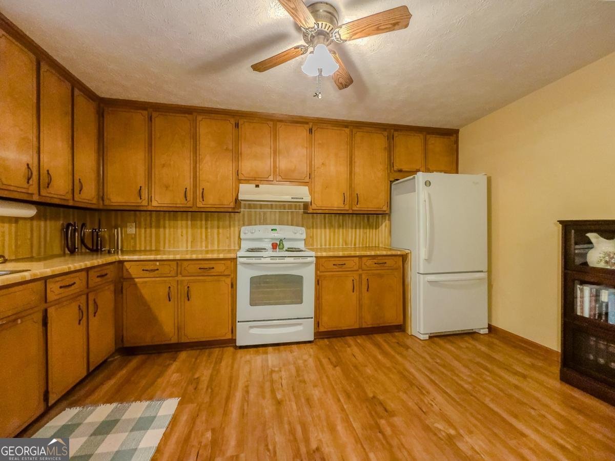 142 Crest Pointe Court Auburn - 2