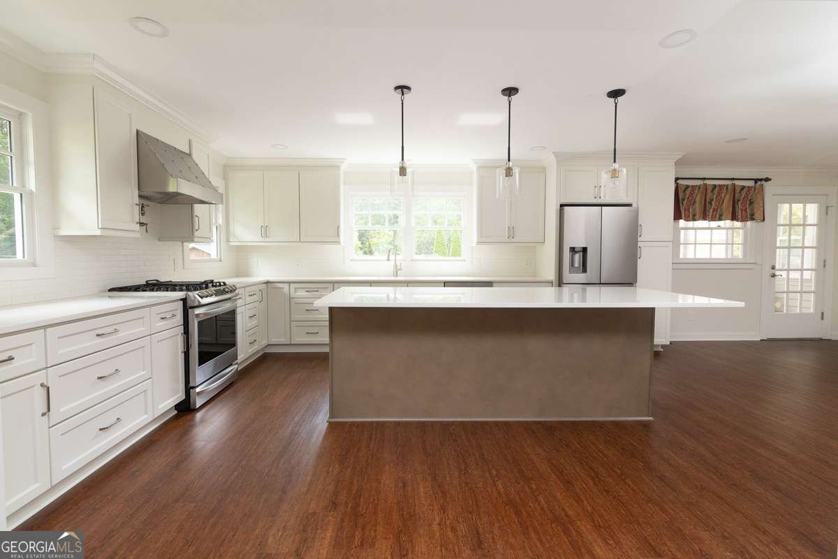 1615 LANCASTER Drive Marietta - 11
