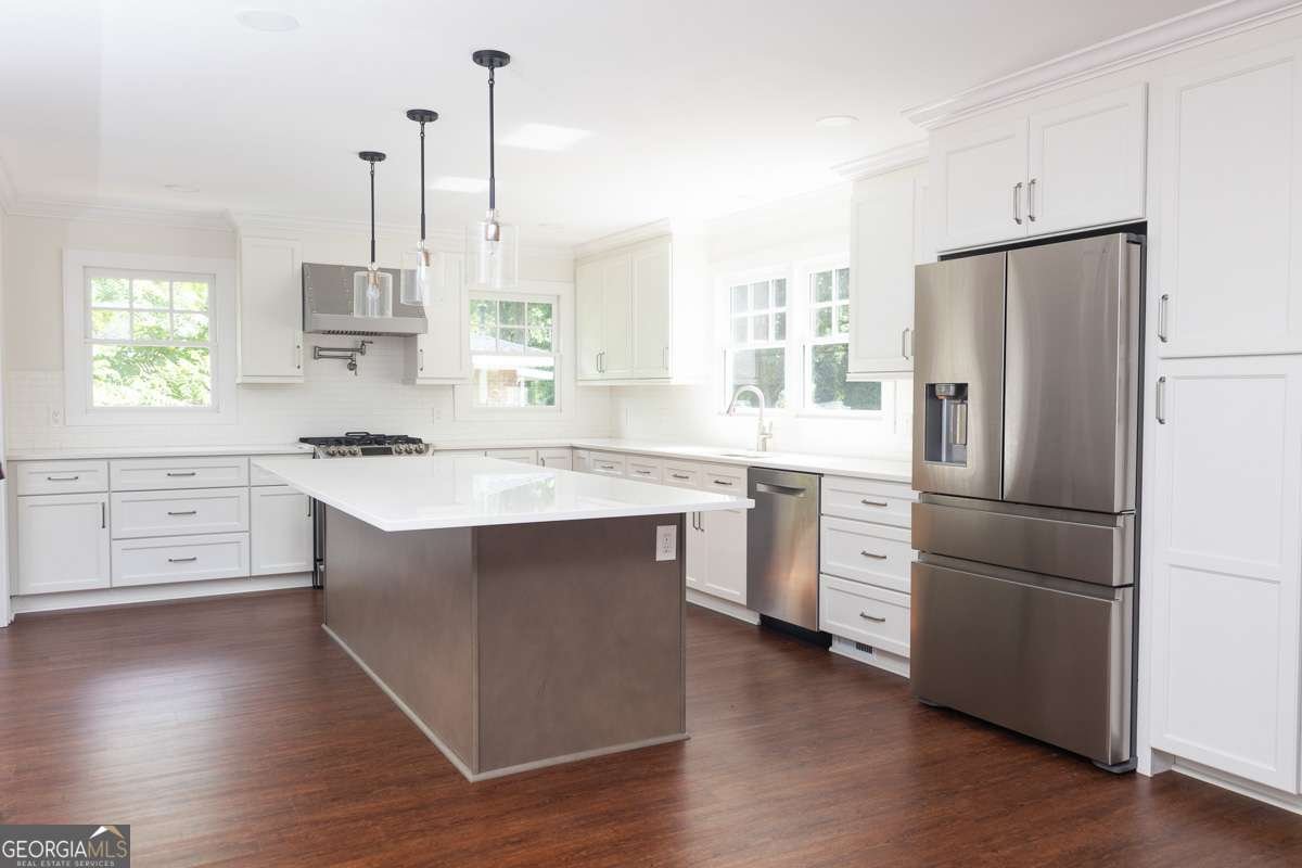 1615 LANCASTER Drive Marietta - 14