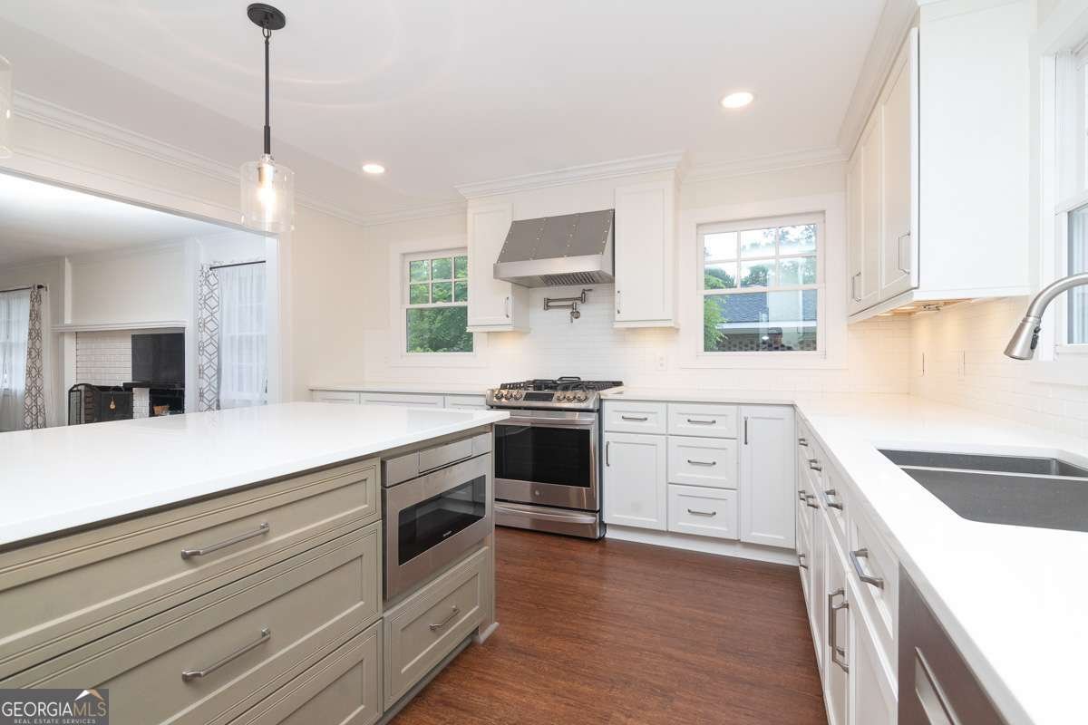 1615 LANCASTER Drive Marietta - 20
