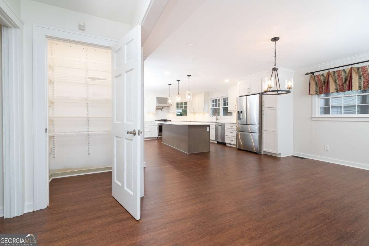 1615 LANCASTER Drive Marietta - 23