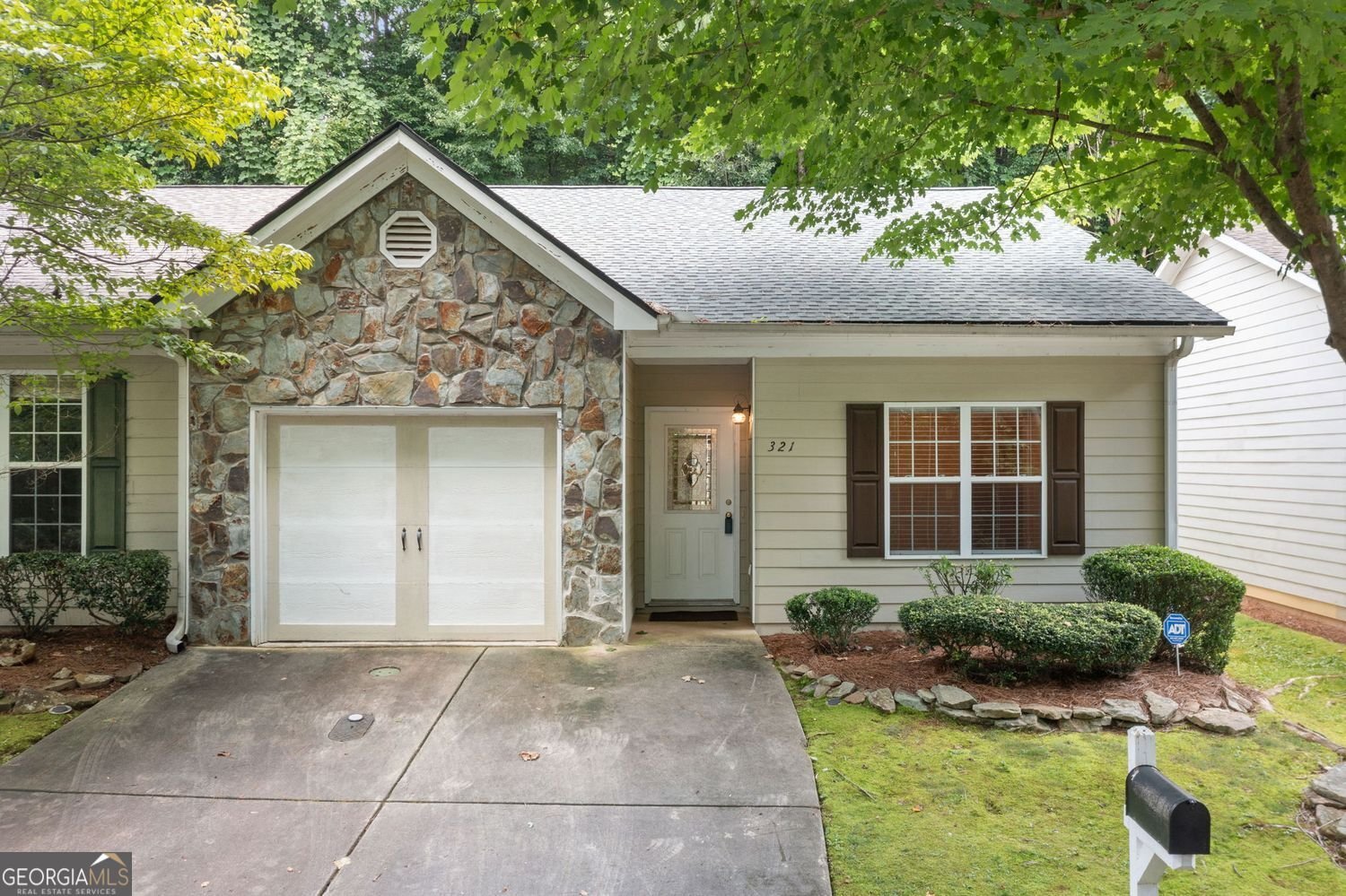 321 Brookside Way Canton - 1