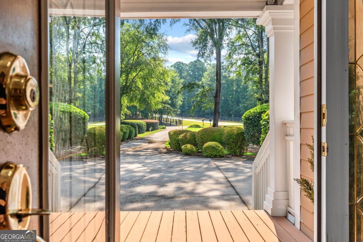 1051 Clearwater Drive White Plains - 10