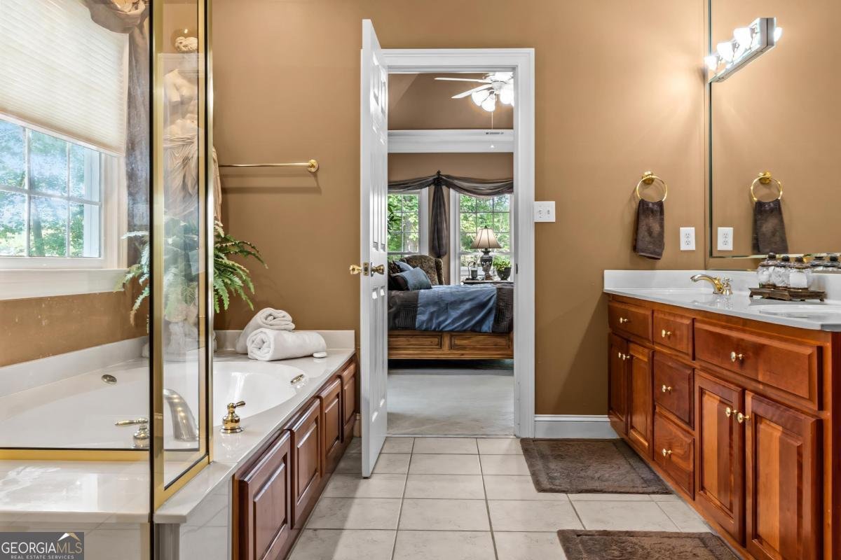 1051 Clearwater Drive White Plains - 27