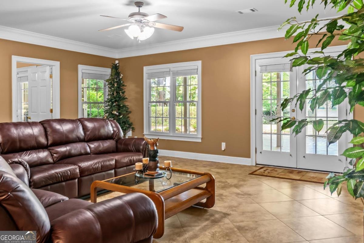 1051 Clearwater Drive White Plains - 38