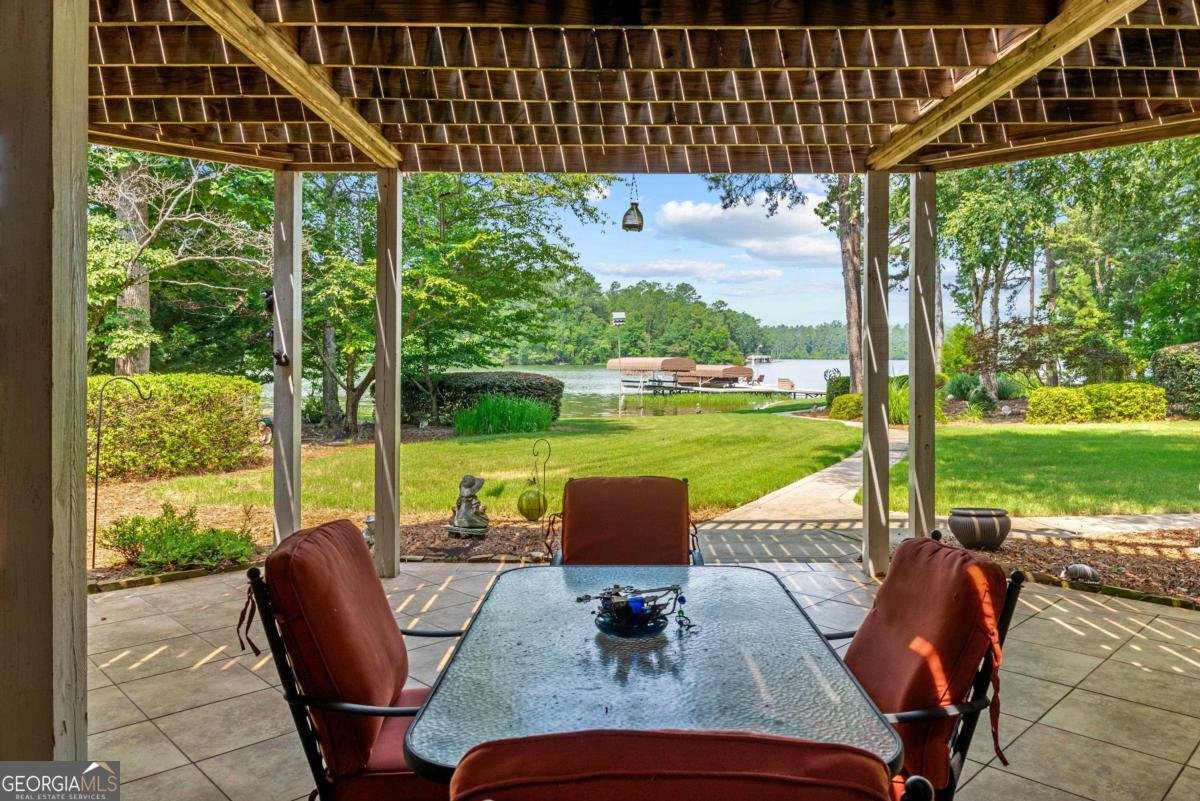 1051 Clearwater Drive White Plains - 53