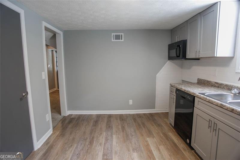 4881 Norman Lilburn - 14