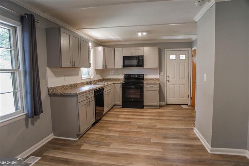 4881 Norman Lilburn - 32