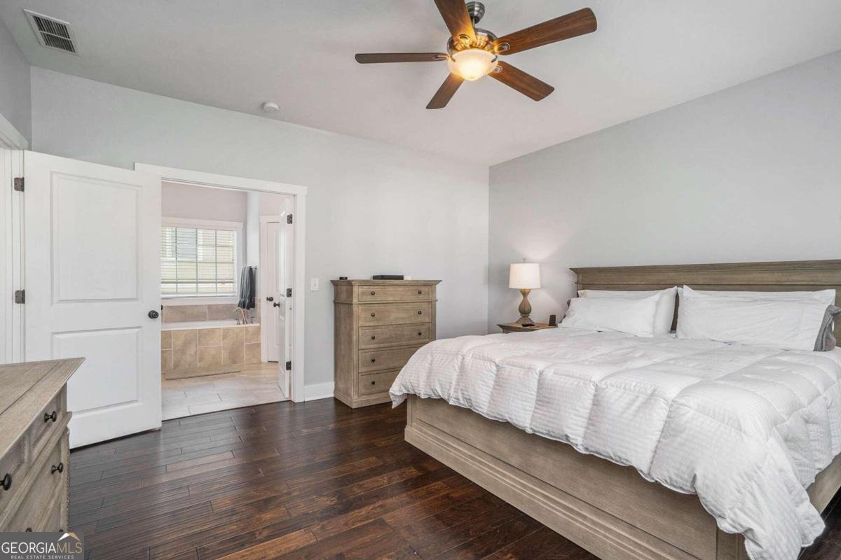 647 East Avenue Atlanta - 17