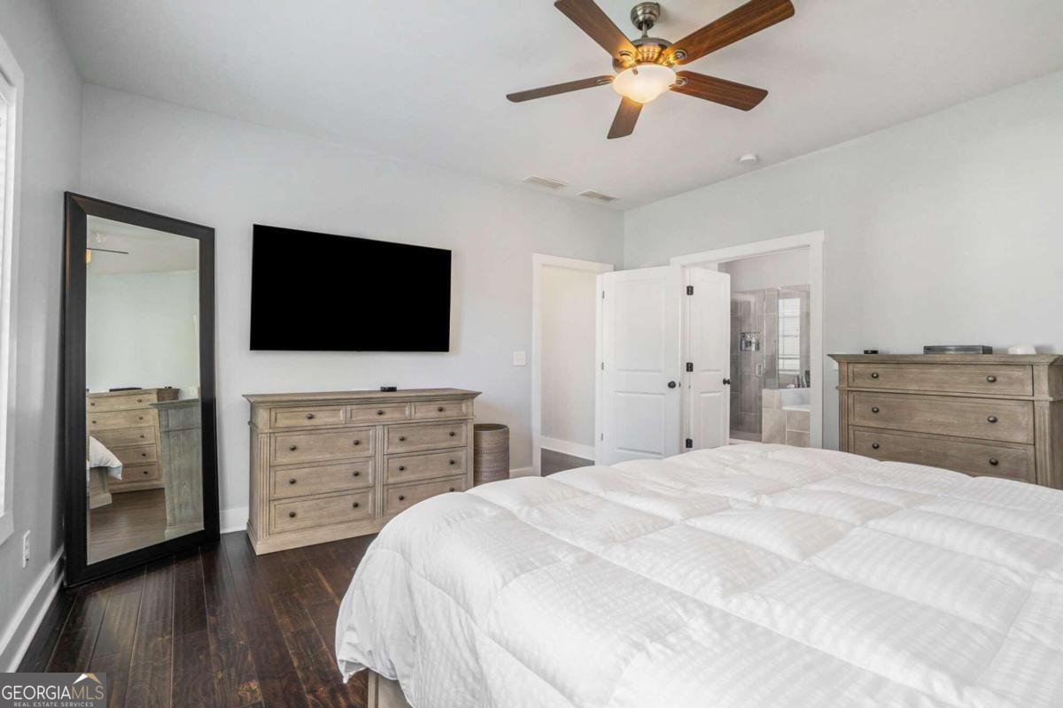 647 East Avenue Atlanta - 18