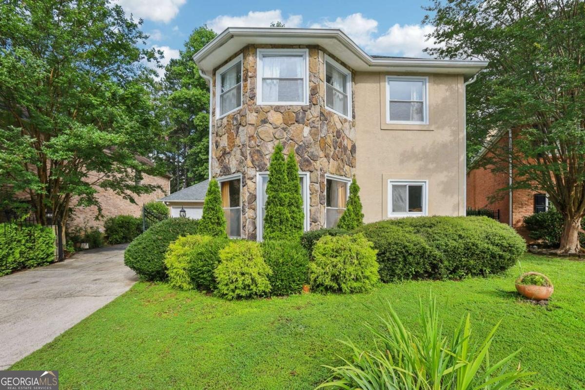 5185 Somerset Lane Alpharetta - 1