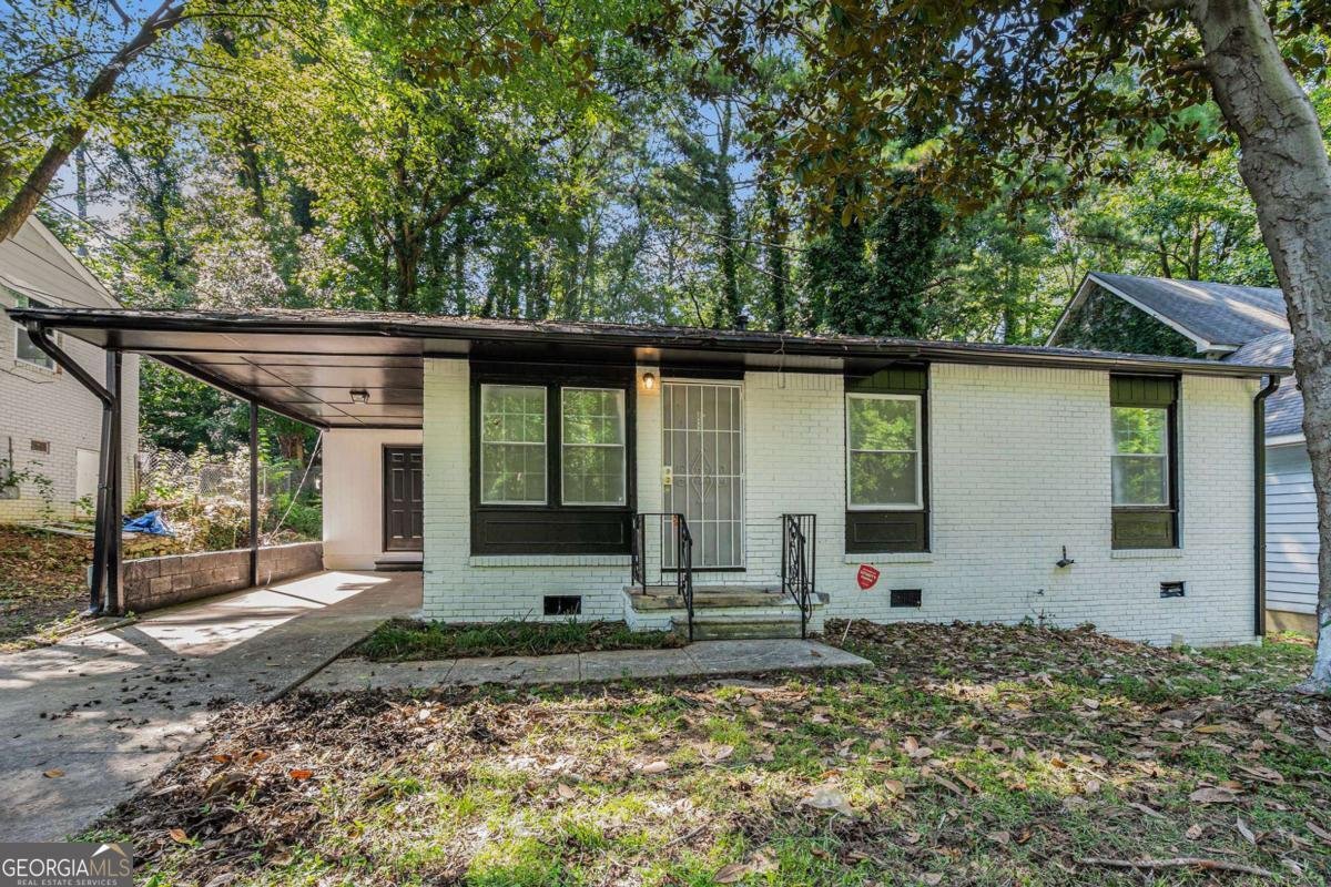 836 Bolton Road Atlanta - 1