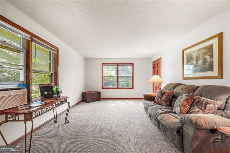 1147 LOGANVILLE Bethlehem - 14