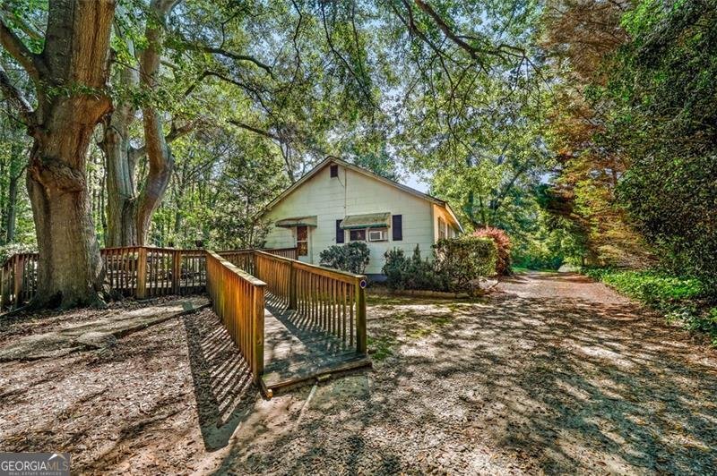 1147 LOGANVILLE Bethlehem - 3