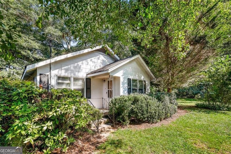1147 LOGANVILLE Bethlehem - 42