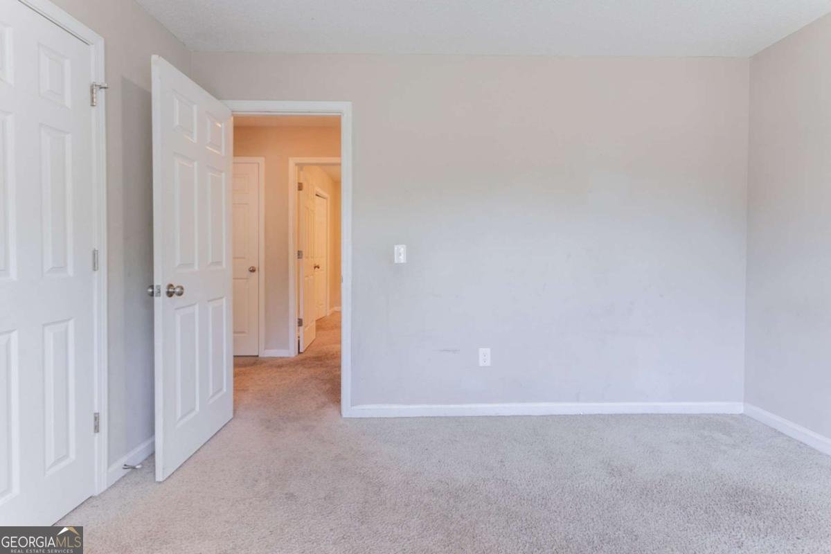 7092 Stonecreek Drive Douglasville - 19