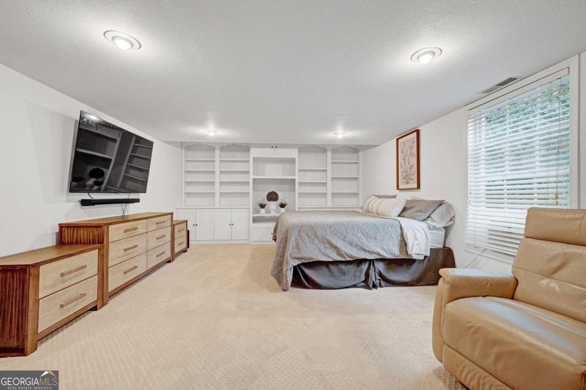 5421 Amherst Way Flowery Branch - 5