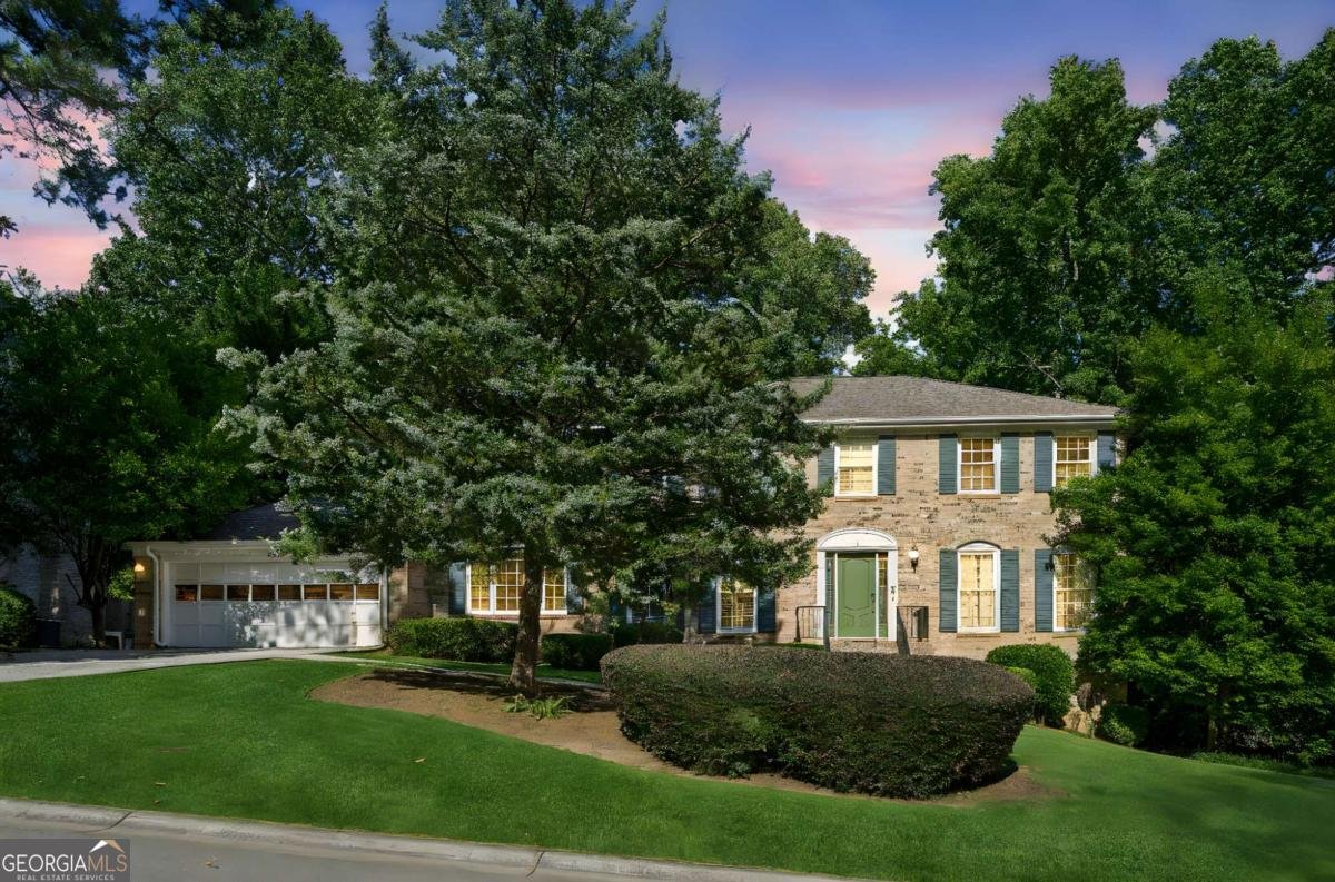 5262 Lakesprings Drive Dunwoody - 30