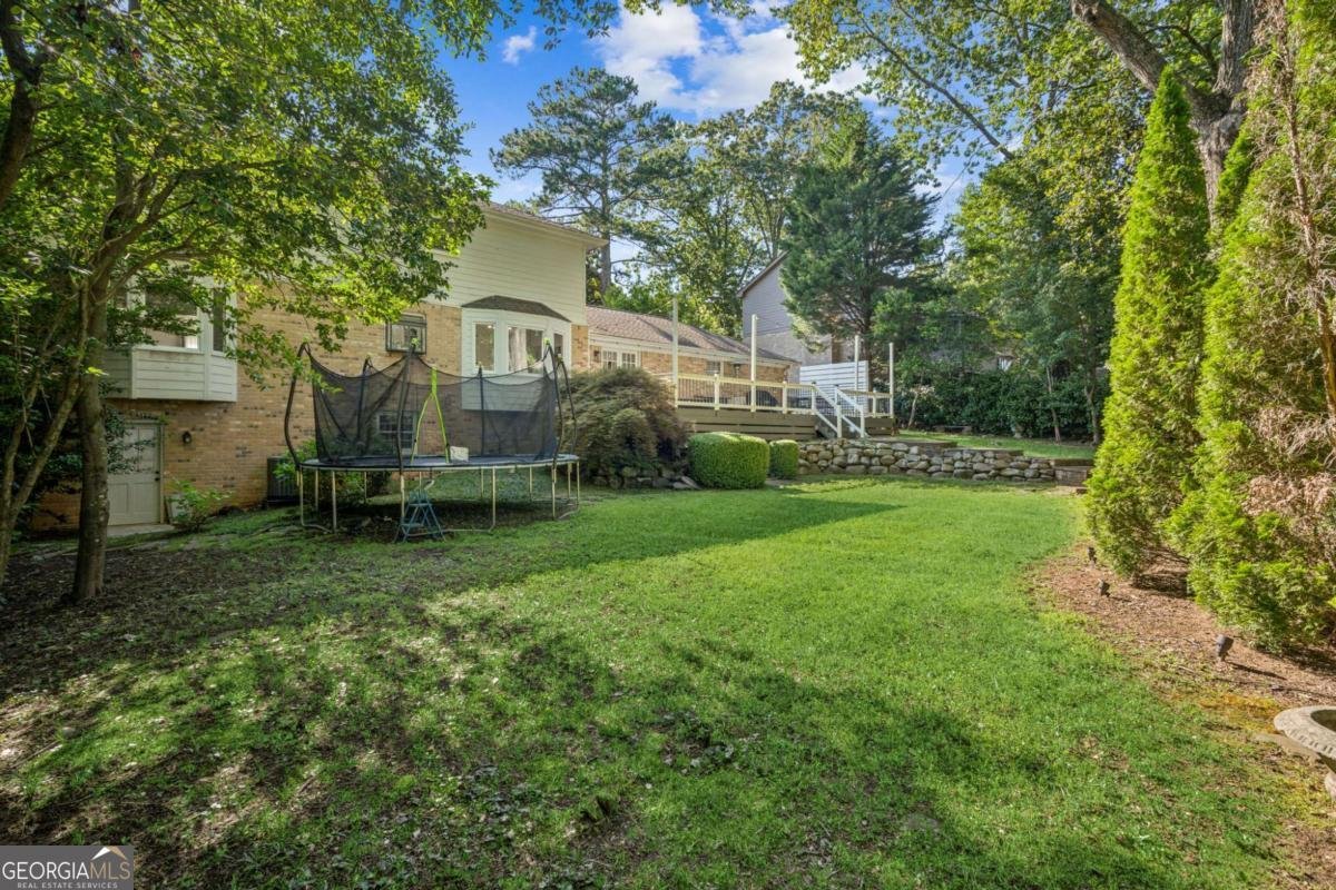 5262 Lakesprings Drive Dunwoody - 43