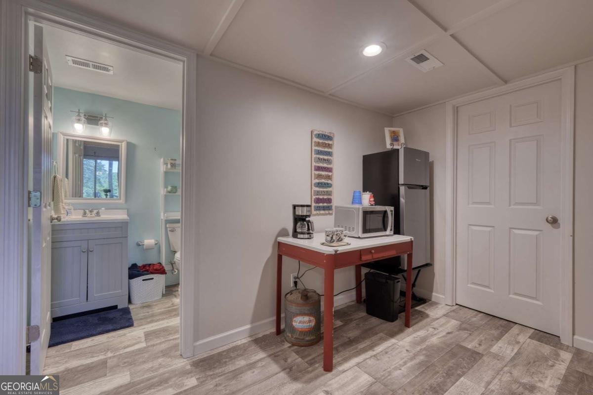 97 Windjammer Drive Hiawassee - 38