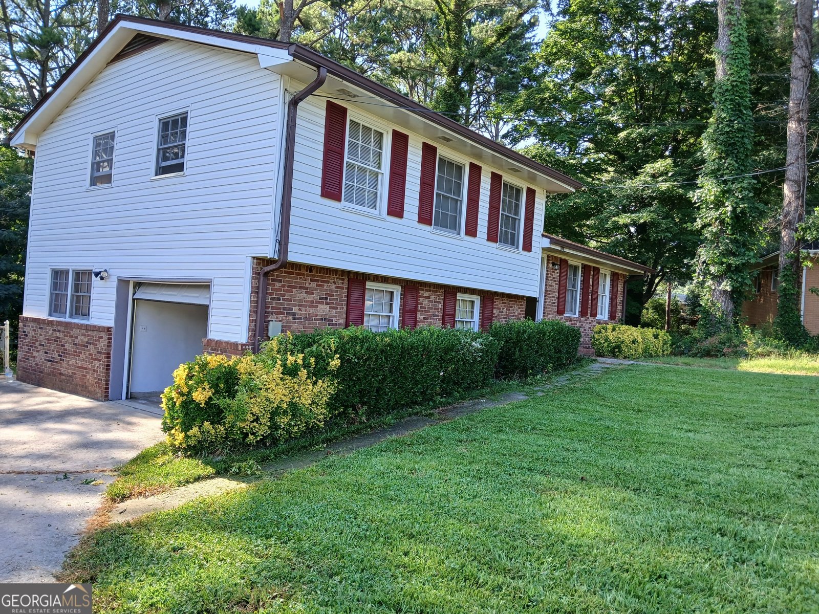 6557 Wendell Circle Morrow - 1