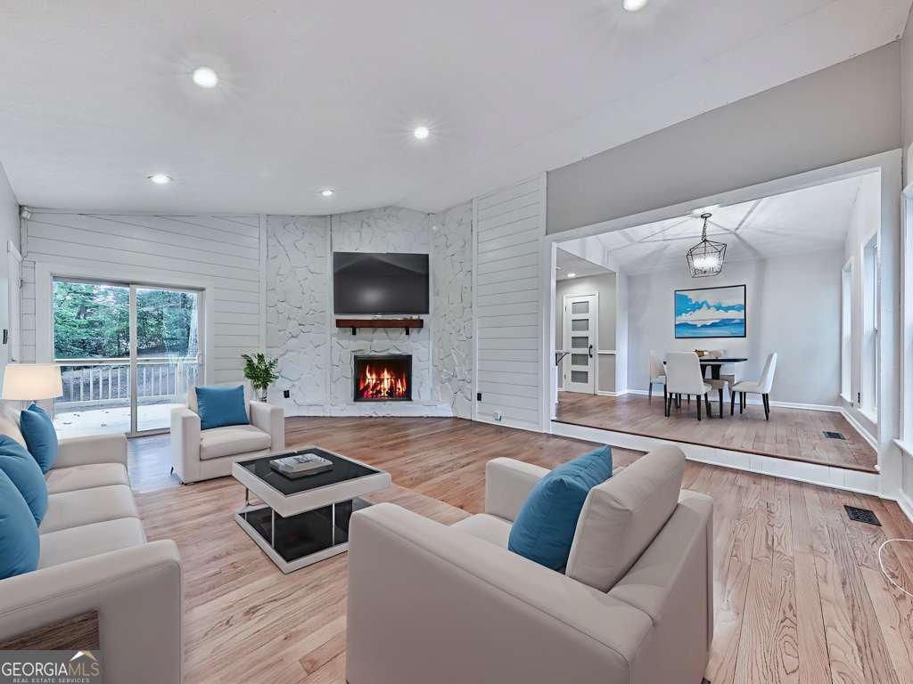 110 Pioneer Drive Woodstock - 13