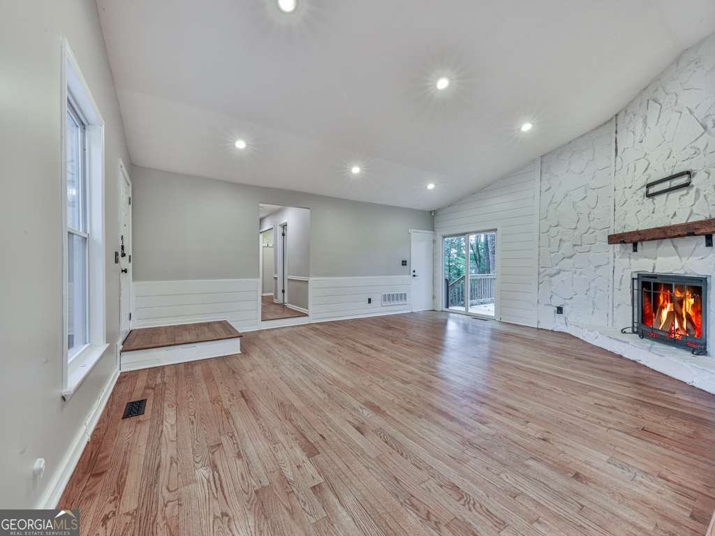 110 Pioneer Drive Woodstock - 16