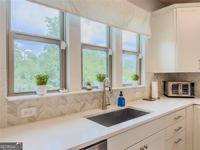 5610 VILLA CREST Hoschton - 21