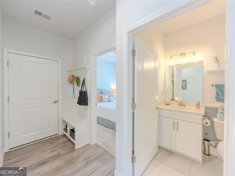 5610 VILLA CREST Hoschton - 37