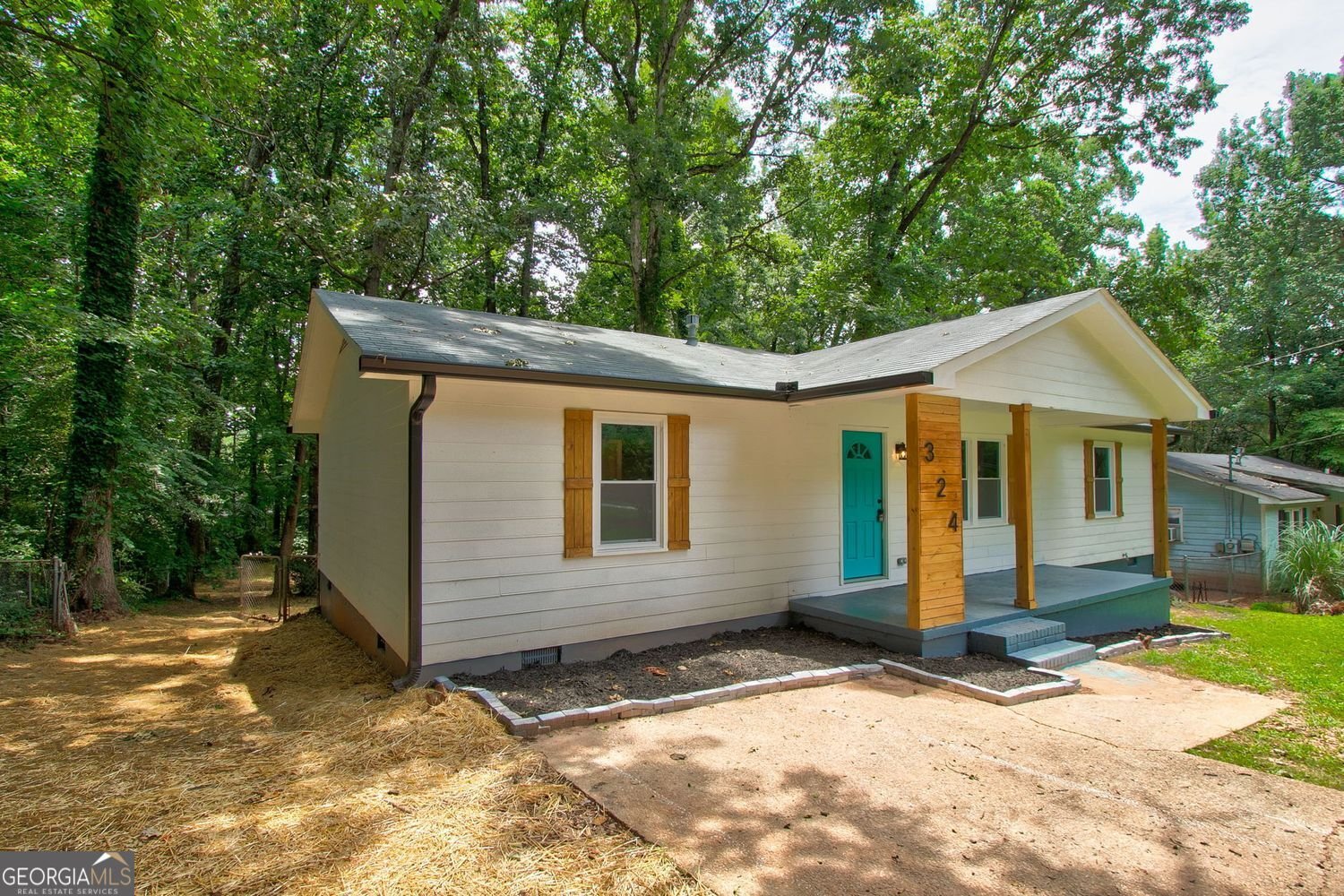 324 Laurel Lane Lane Stockbridge - 4