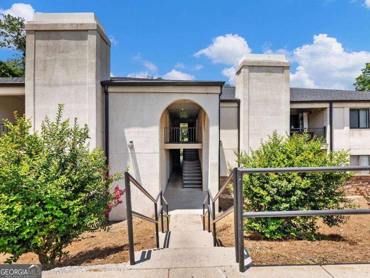 605 CANDLER Street Gainesville - 1