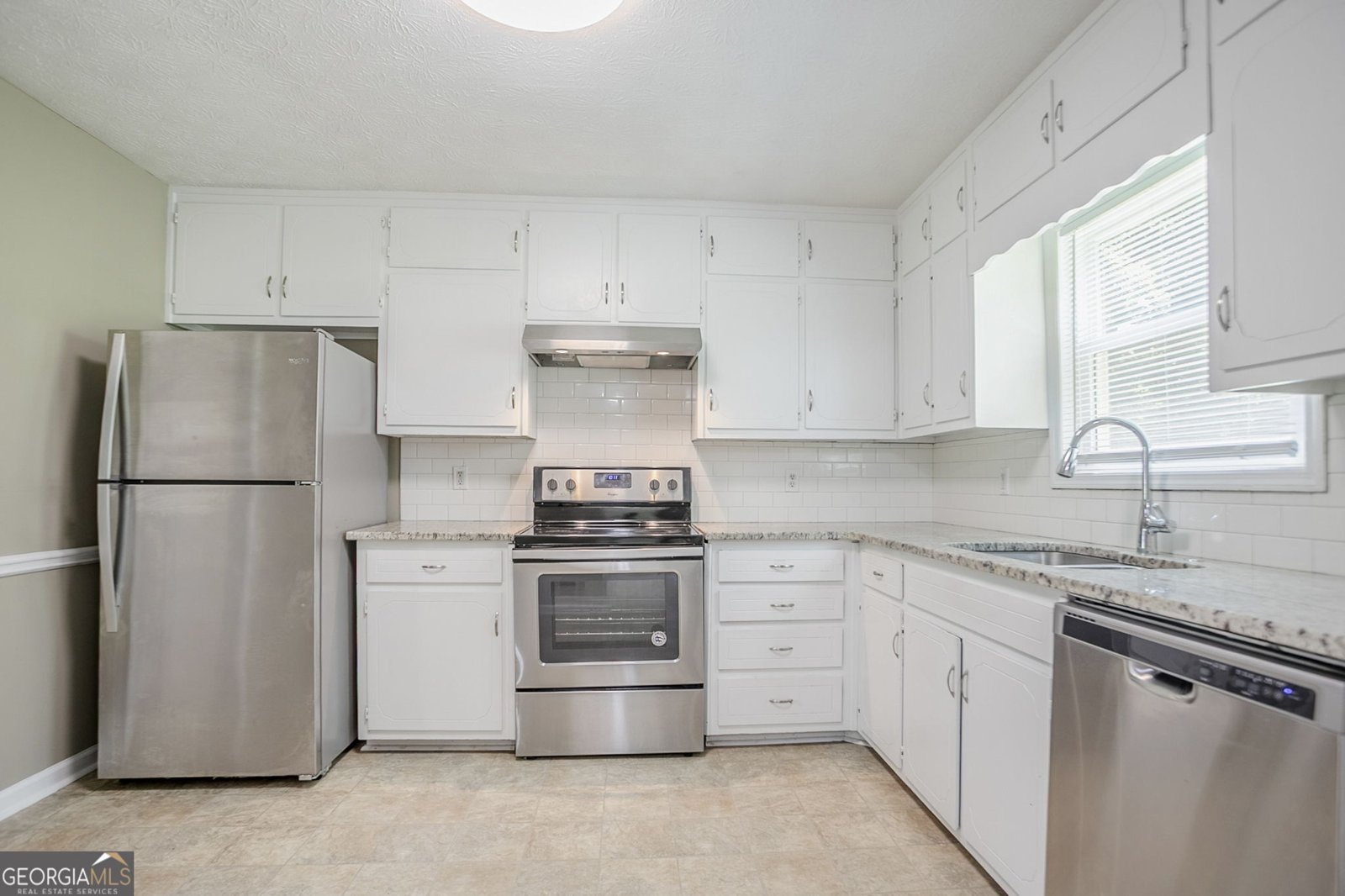 717 Raven Springs Trail Stone Mountain - 17