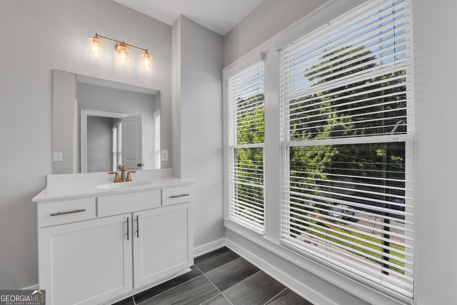 552 Ember Lane Atlanta - 30