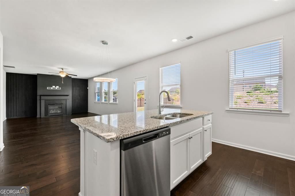 7161 Gladstone Circle Stonecrest - 7