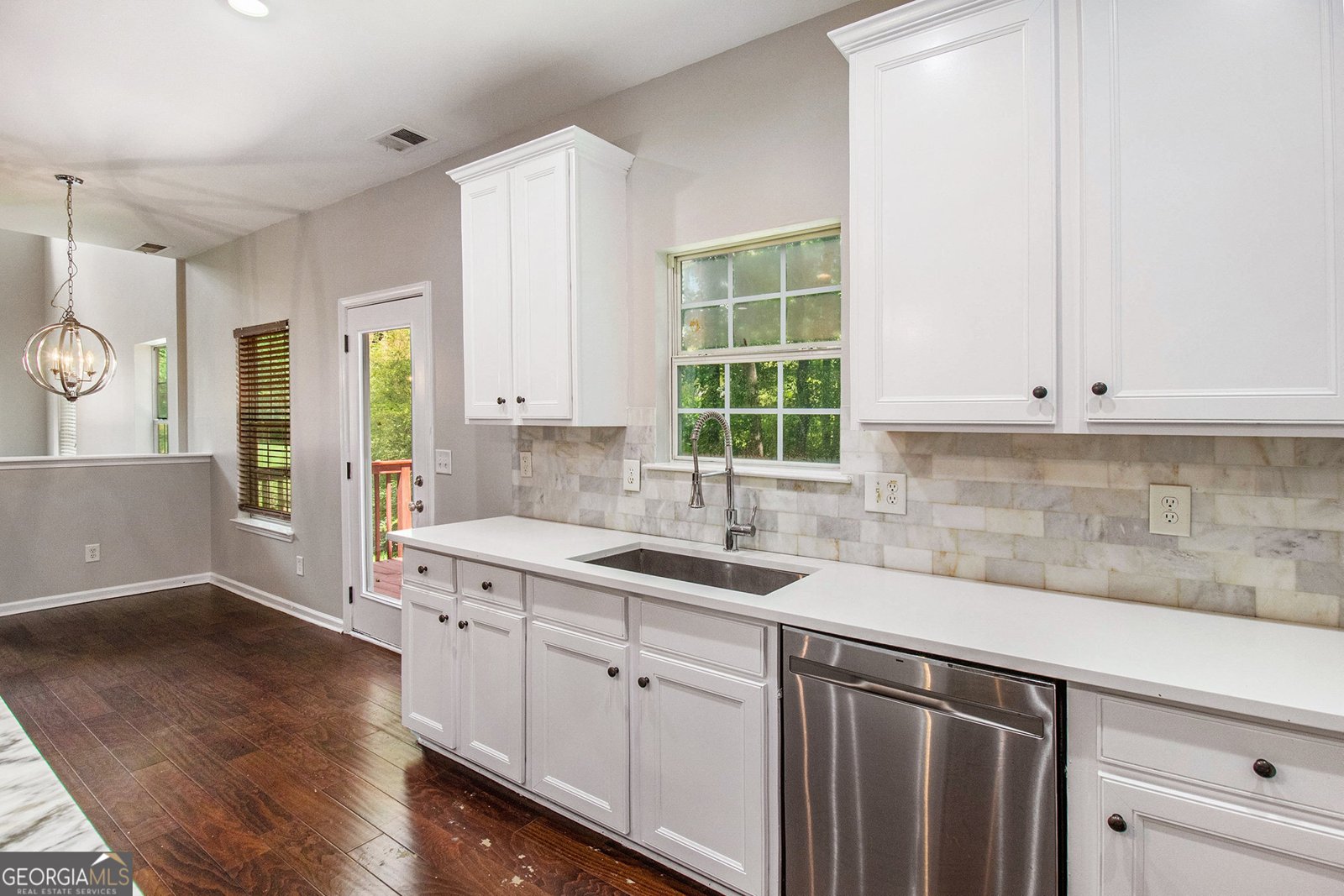 4530 Black Water Cove Ellenwood - 11
