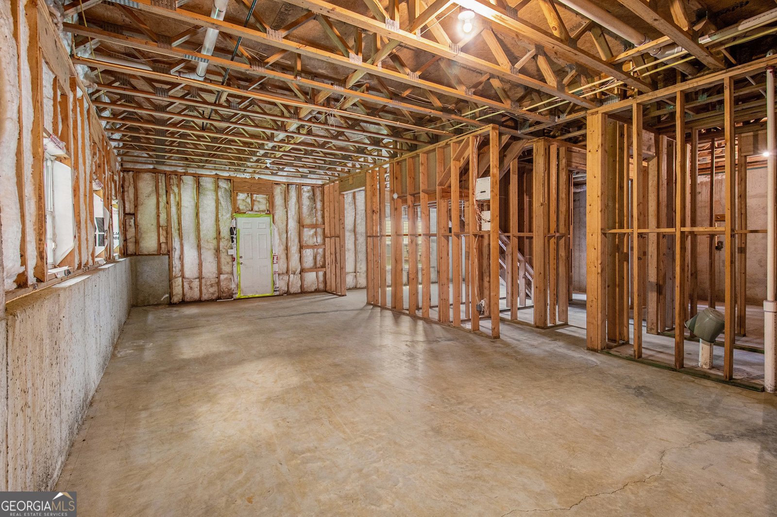 4530 Black Water Cove Ellenwood - 29